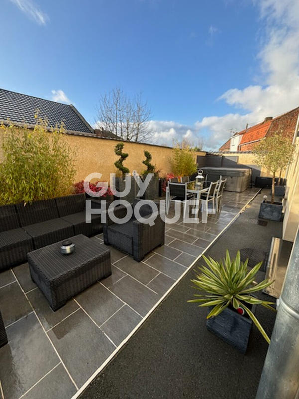 Maison - 144 m² - 4 pièces