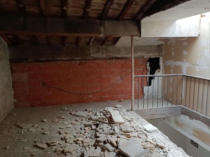 Studio - 149 m² - 5 pièces