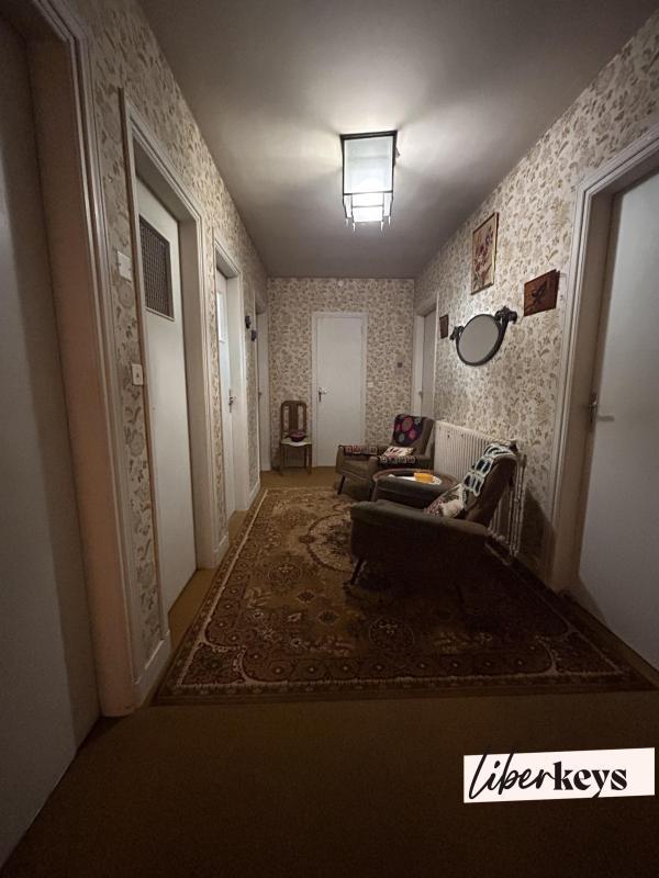 Maison - 161 m² - 7 pièces