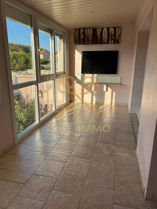 Maison - 95 m² - 4 pièces