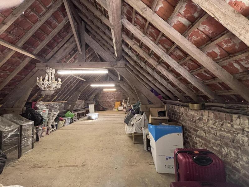 Maison traditionnelle - 195 m² - 6 pièces