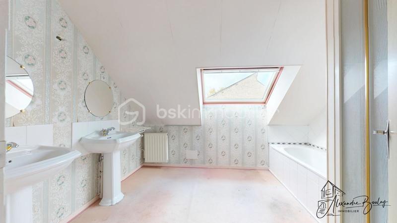 Maison ancienne - 141 m² - 5 pièces