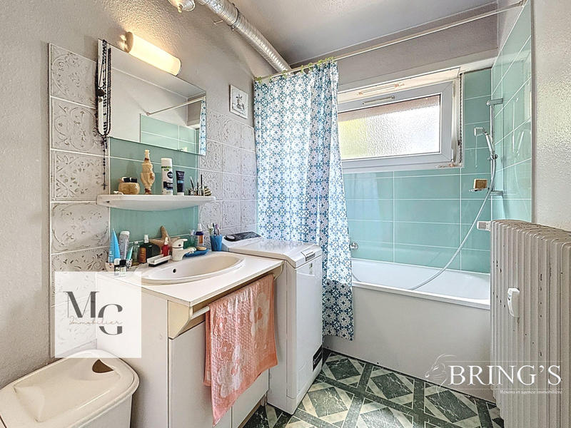 Appartement - 85 m² - 4 pièces