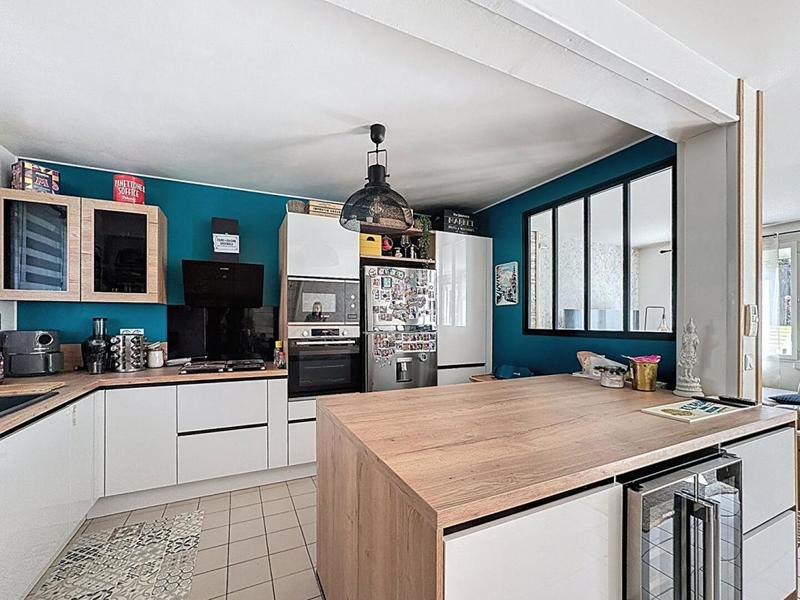 Maison - 110 m² - 6 pièces