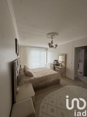 Appartement - 124 m² - 6 pièces