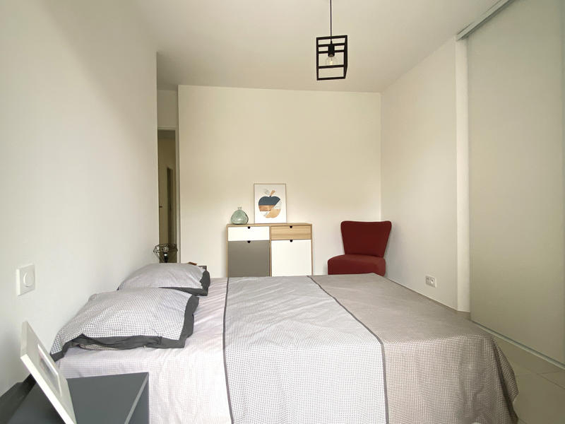 Appartement - 93 m² - 4 pièces