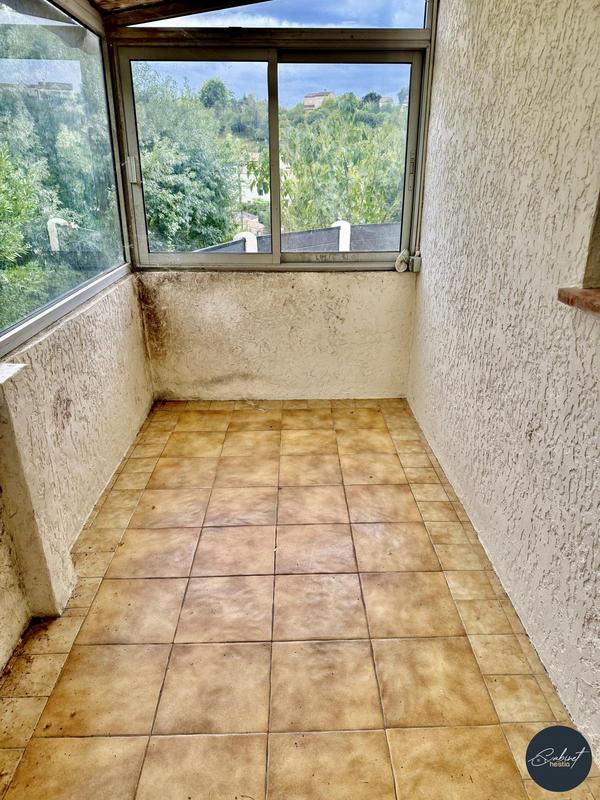 Appartement - 94 m² - 4 pièces