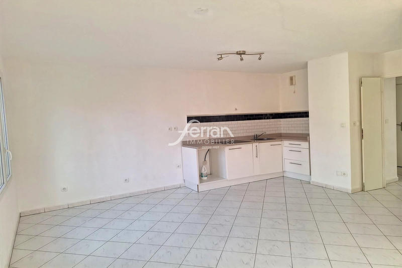 Appartement - 57 m² - 3 pièces