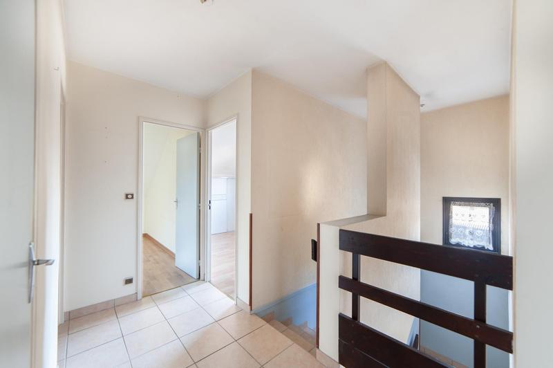 Duplex - 94 m² - 5 pièces