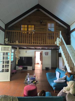 Maison - 180 m² - 7 pièces