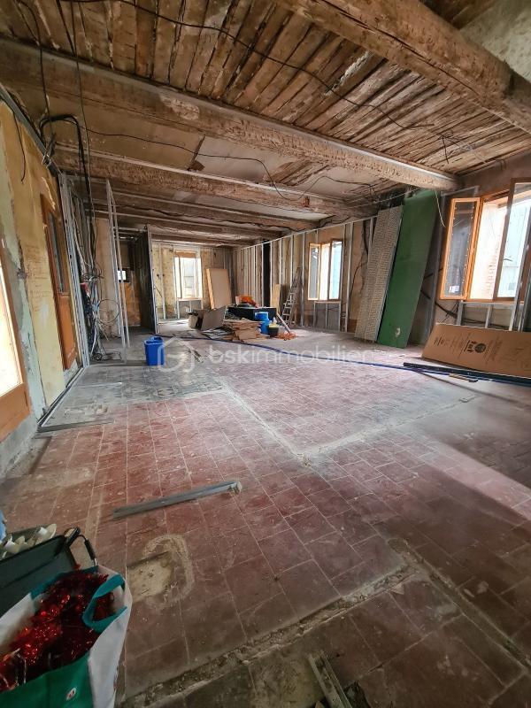 Maison de village - 275 m² - 8 pièces