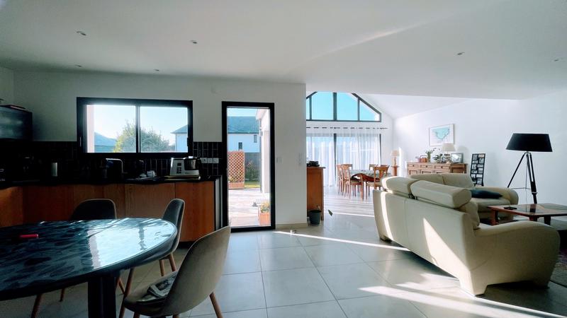 Maison - 168 m² - 7 pièces