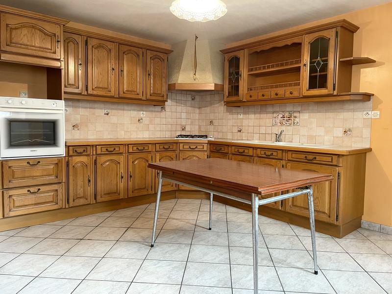 Maison - 98 m² - 5 pièces