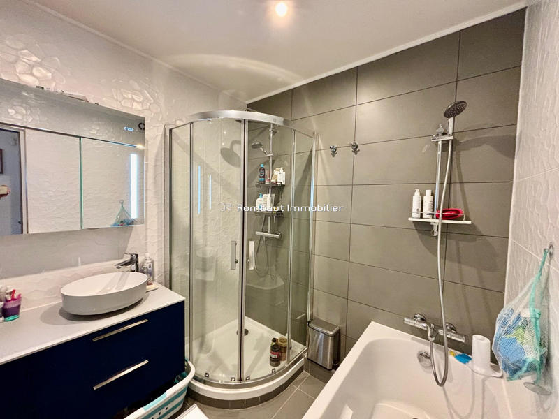 Appartement - 86 m² - 4 pièces