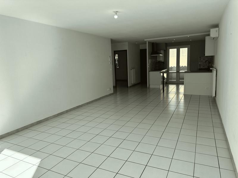 Villa - 100 m² - 5 pièces