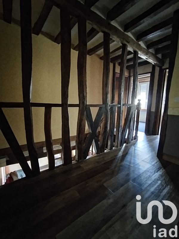 Maison - 279 m² - 12 pièces