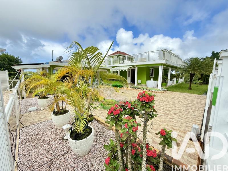 Maison - 112 m² - 4 pièces