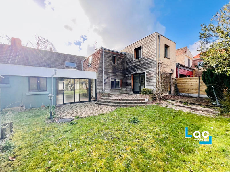 Maison ancienne - 179 m² - 7 pièces