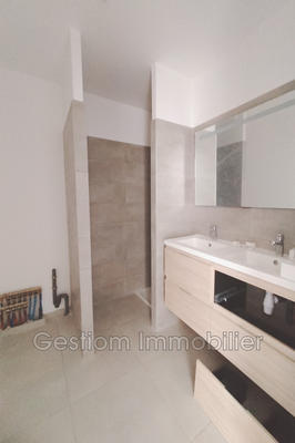 Appartement - 192 m² - 5 pièces