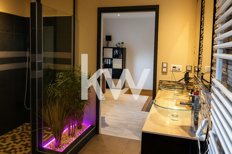 Maison d'architecte - 178 m² - 8 pièces