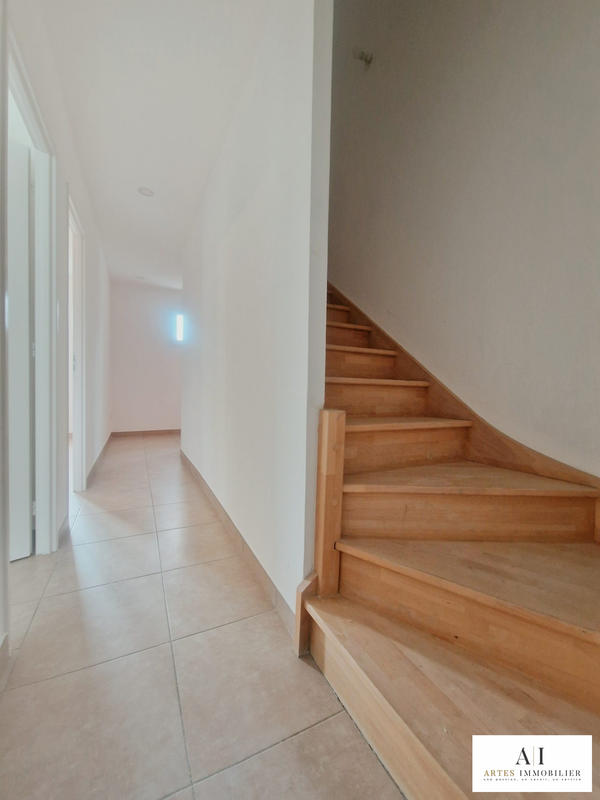 Villa - 108 m² - 6 pièces