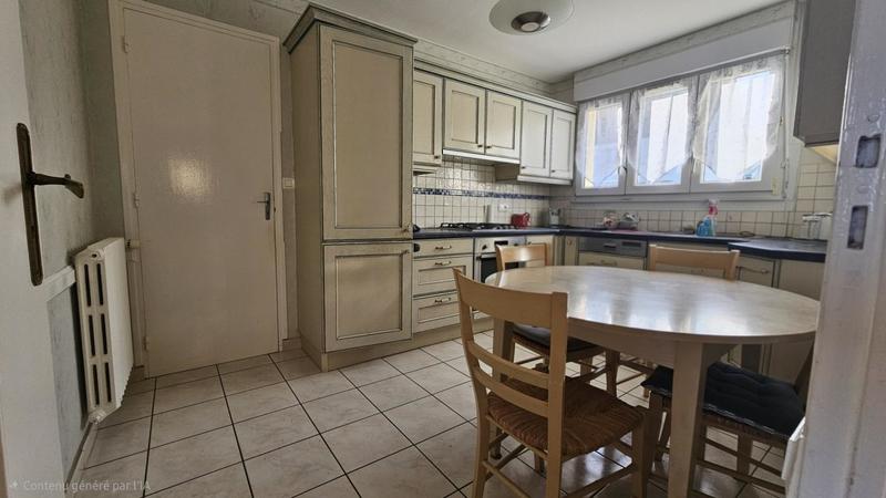 Maison - 105 m² - 6 pièces