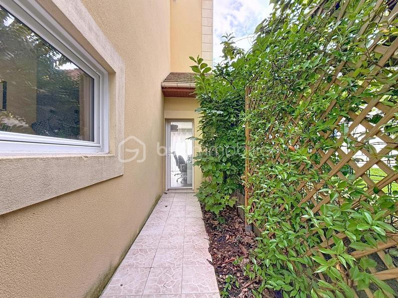 Maison - 104 m² - 5 pièces