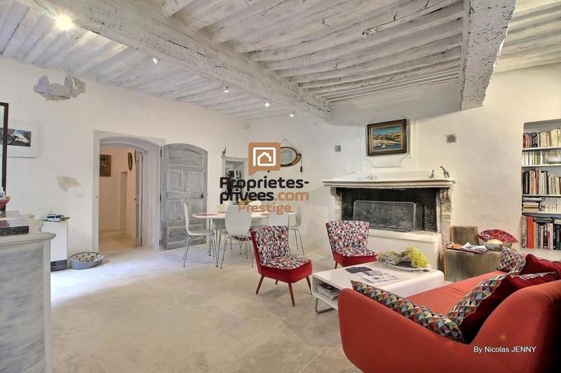 Maison de village - 257 m² - 7 pièces