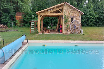 Maison - 183 m² - 7 pièces