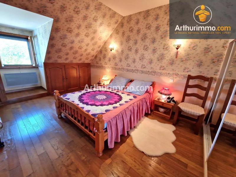 Maison - 165 m² - 8 pièces