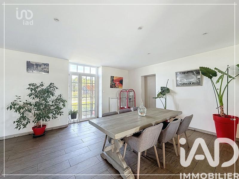 Maison - 224 m² - 10 pièces