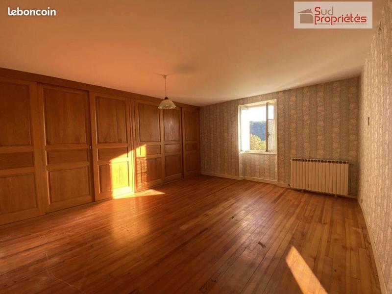 Maison ancienne - 170 m² - 8 pièces