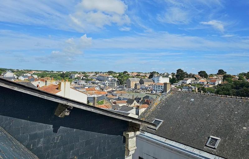 Duplex - 93 m² - 4 pièces