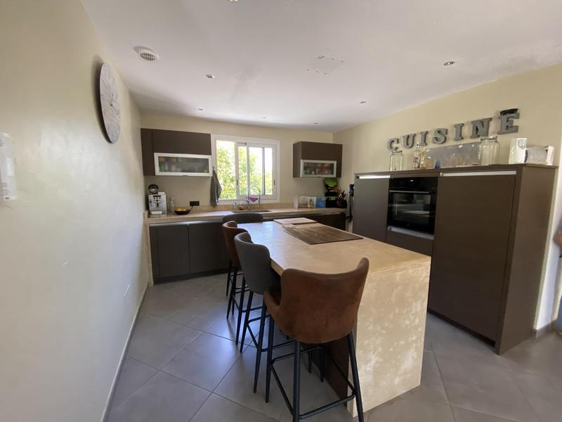 Maison - 166 m² - 7 pièces