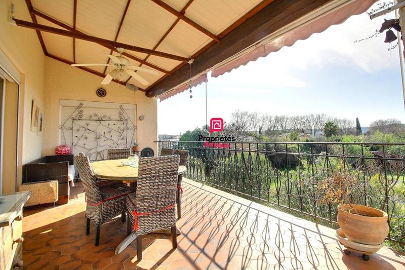 Maison - 350 m² - 12 pièces