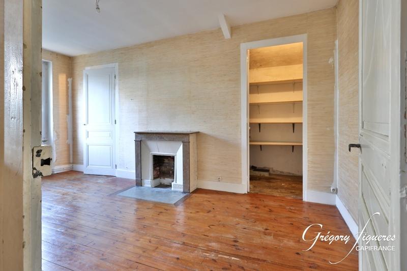 Maison - 200 m² - 8 pièces