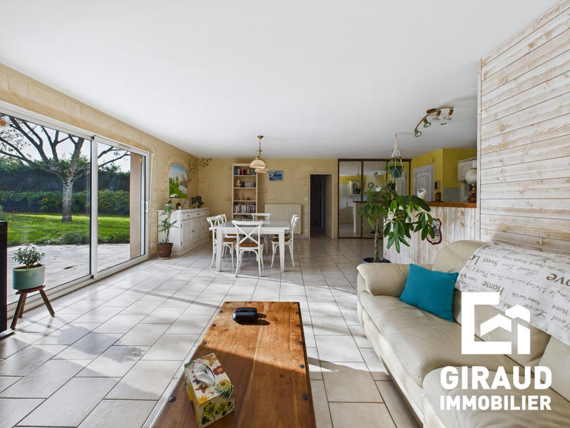 Maison - 103 m² - 5 pièces