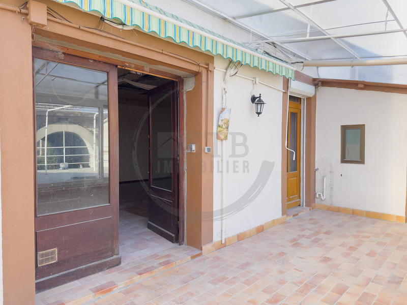 Maison de village - 160 m² - 2 pièces