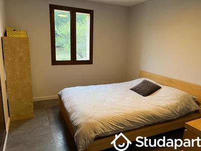 Chambre - 9 m² - 1 pièce