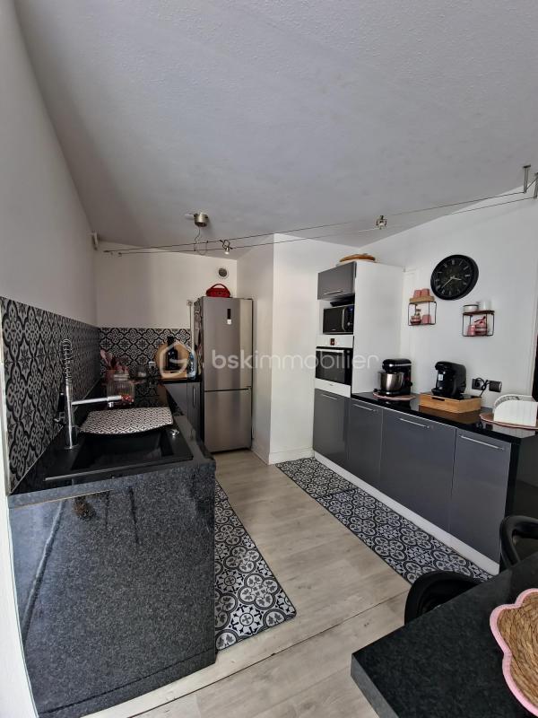 Appartement - 99 m² - 5 pièces