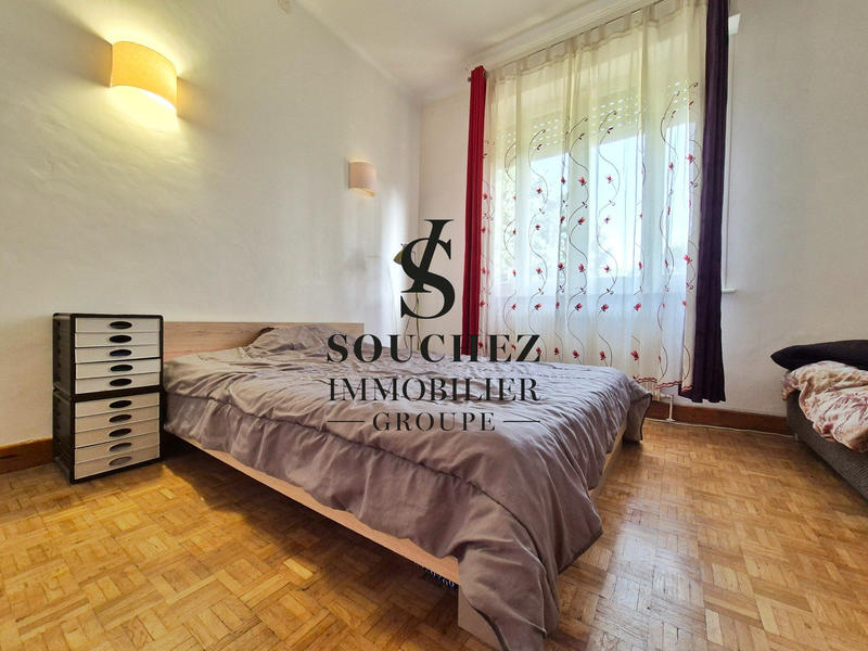 Maison - 171 m² - 10 pièces