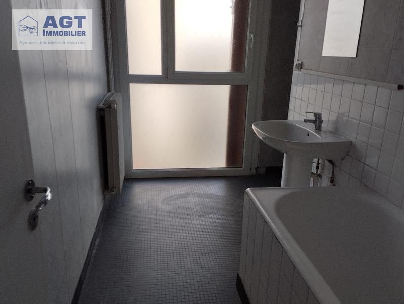 Appartement - 99 m² - 6 pièces