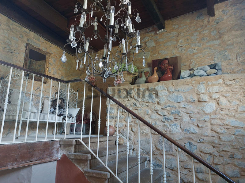 Propriété - 220 m² - 8 pièces