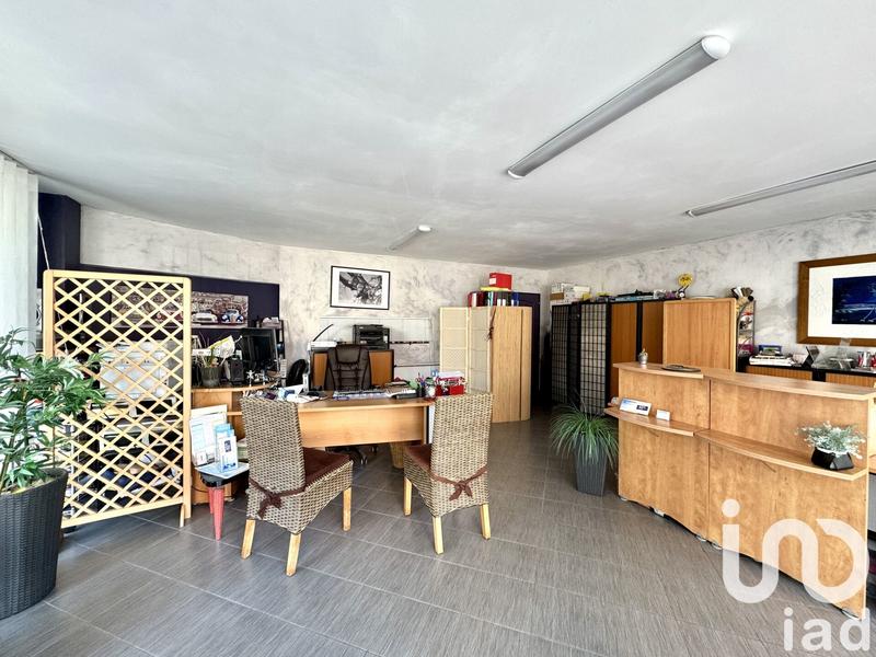 Maison - 190 m² - 4 pièces