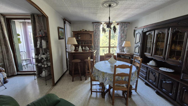 Appartement - 84 m² - 3 pièces