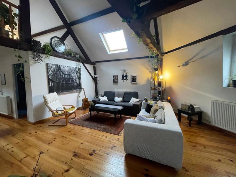 Appartement - 98 m² - 2 pièces