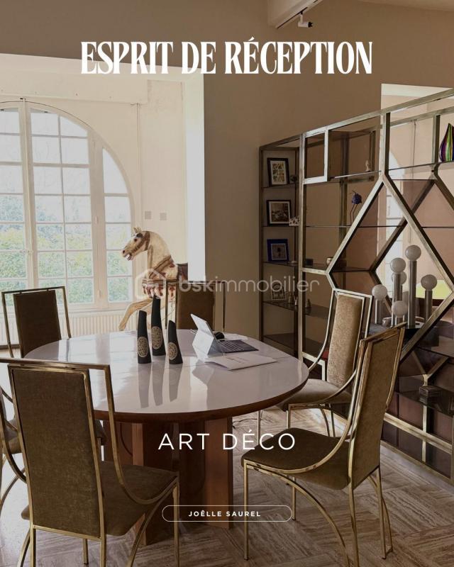 Propriété - 415 m² - 7 pièces