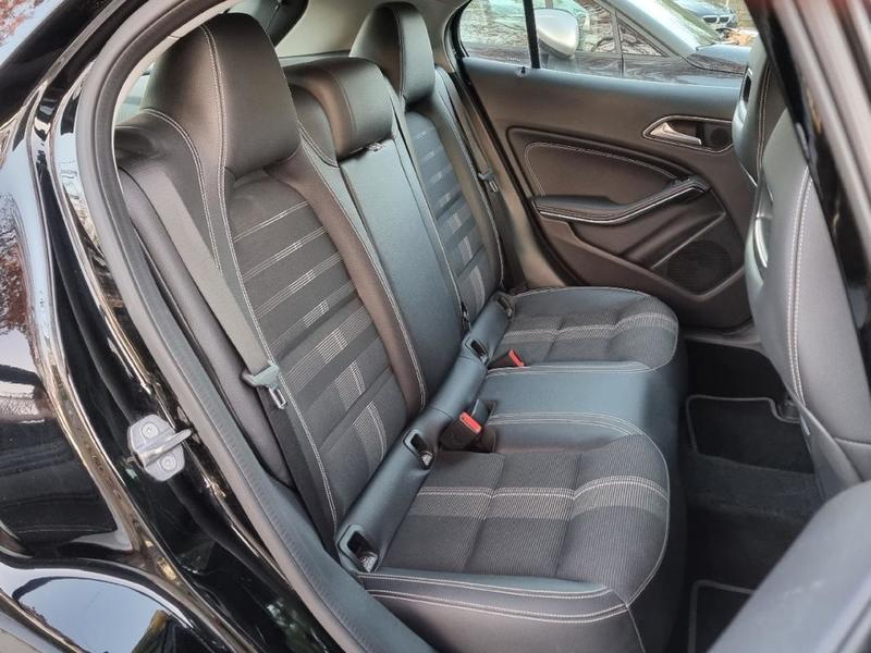 Mercedes Gla 200 Cdi Inspiration 7g-Dct