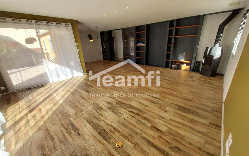 Villa - 183 m² - 6 pièces