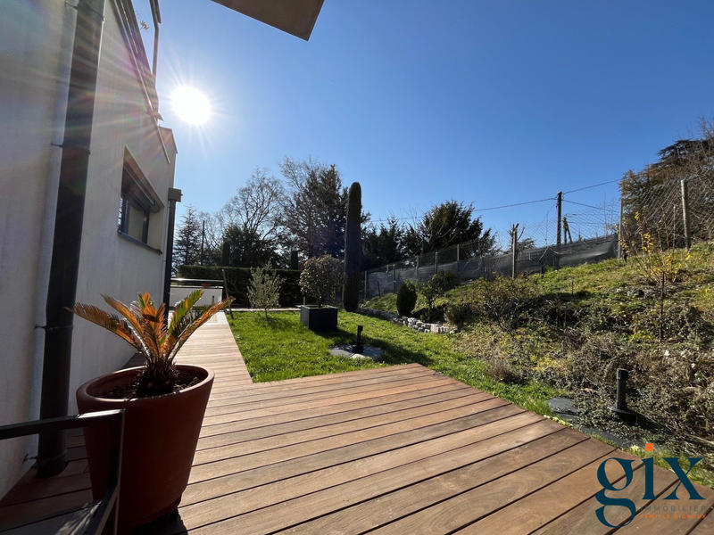 Appartement - 90 m² - 3 pièces